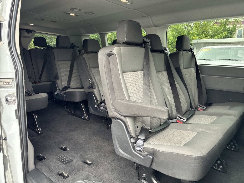 2024 Ford Transit-350 XLT
