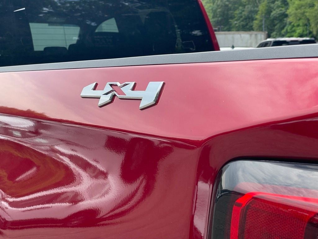 2024 GMC Sierra 1500 SLE
