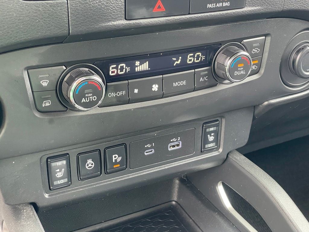 2023 Nissan Frontier SV