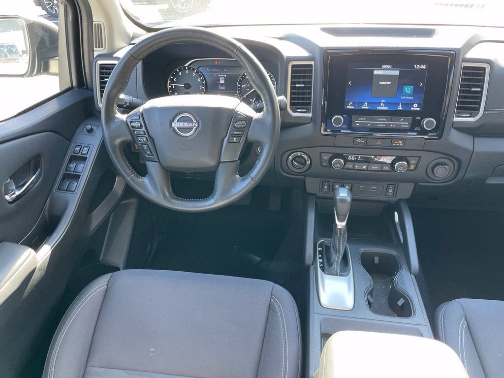 2023 Nissan Frontier SV Convenience & Tech Pkg