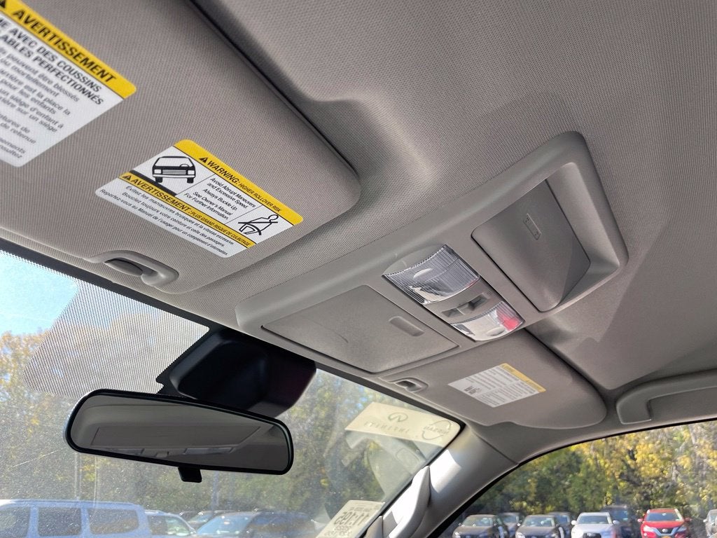 2023 Nissan Frontier SV Convenience & Tech Pkg