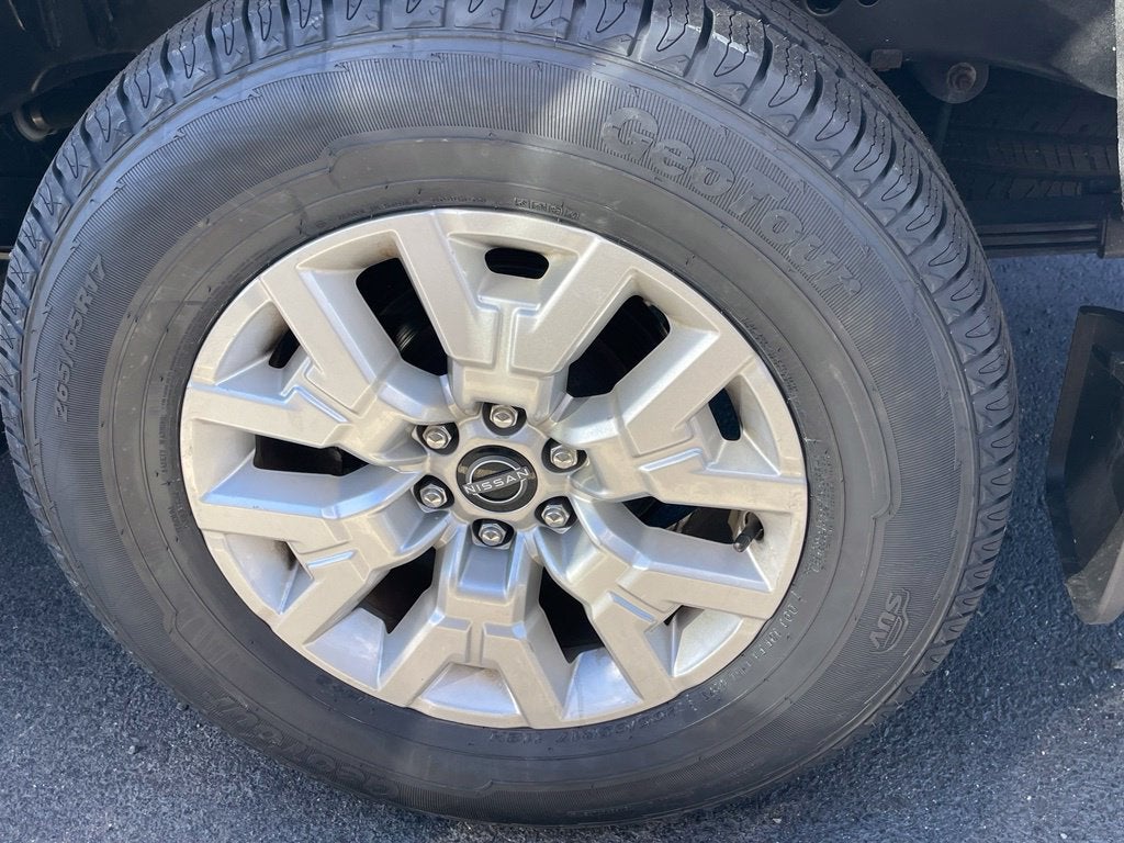 2023 Nissan Frontier SV Convenience & Tech Pkg