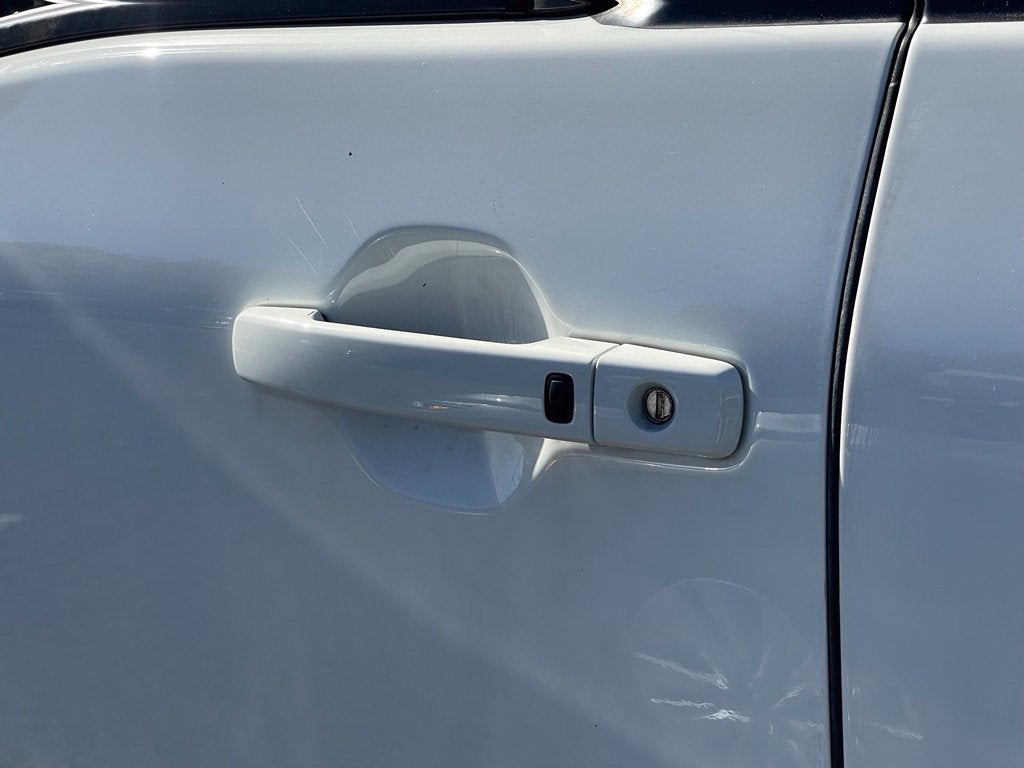 2023 Nissan Frontier SV Convenience & Tech Pkg
