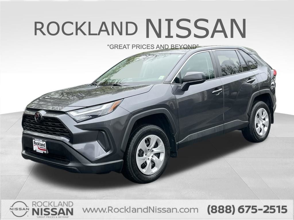 2023 Toyota RAV4 LE