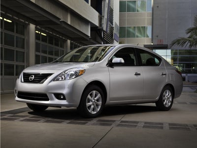 2013 Nissan Versa 1.6 SV