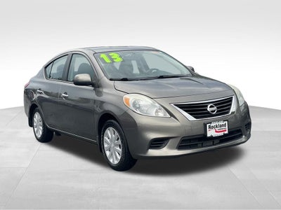 2013 Nissan Versa 1.6 SV