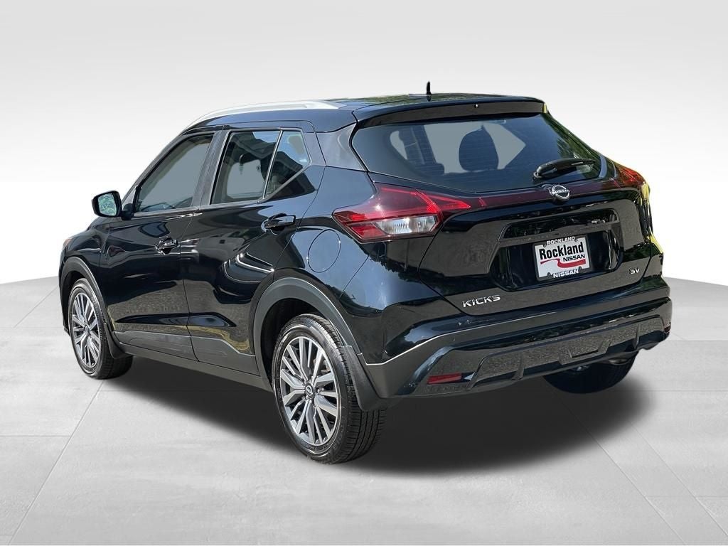 2022 Nissan Kicks SV