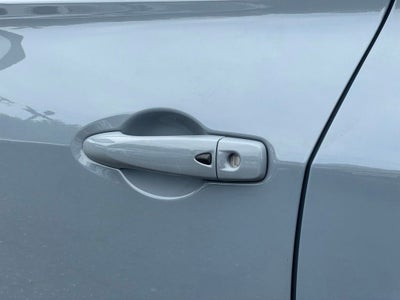 2023 Nissan Kicks SV Two-Tone Paint
