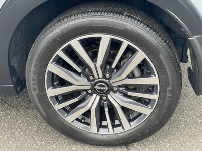 2023 Nissan Kicks SV Two-Tone Paint