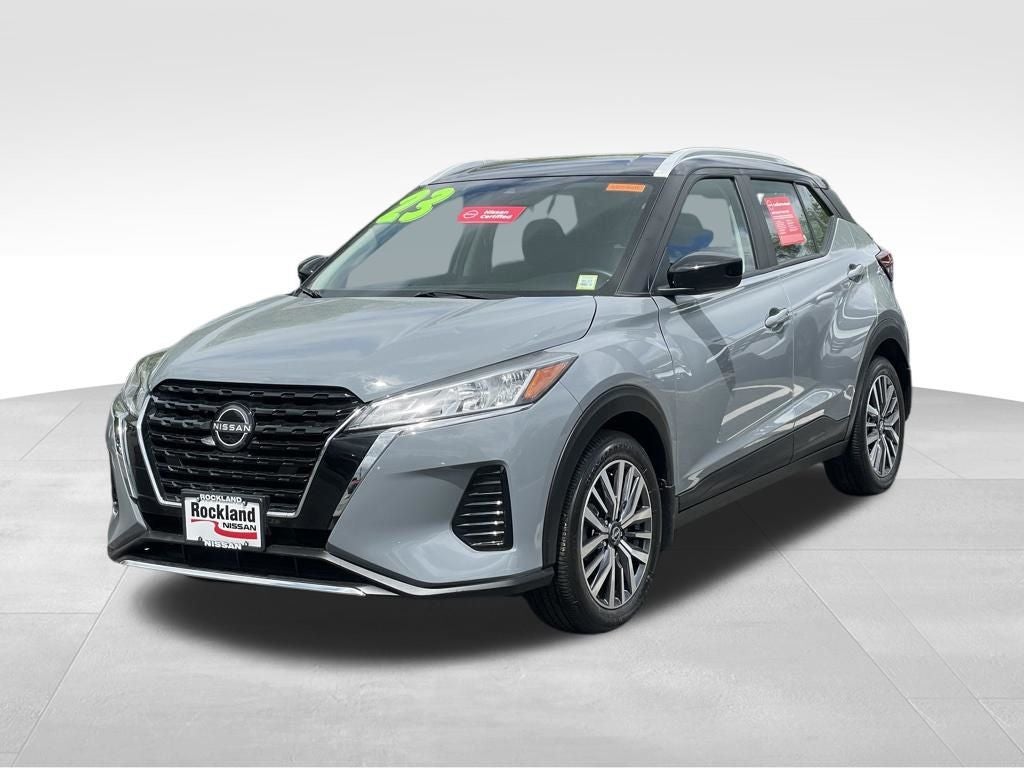 2023 Nissan Kicks SV Two-Tone Paint