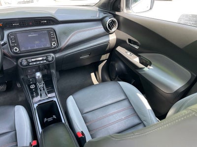 2021 Nissan Kicks SR