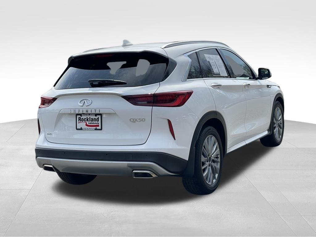 2023 INFINITI QX50 LUXE