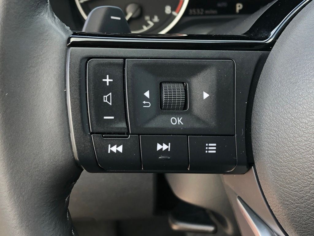 2022 Nissan Rogue SV Premium