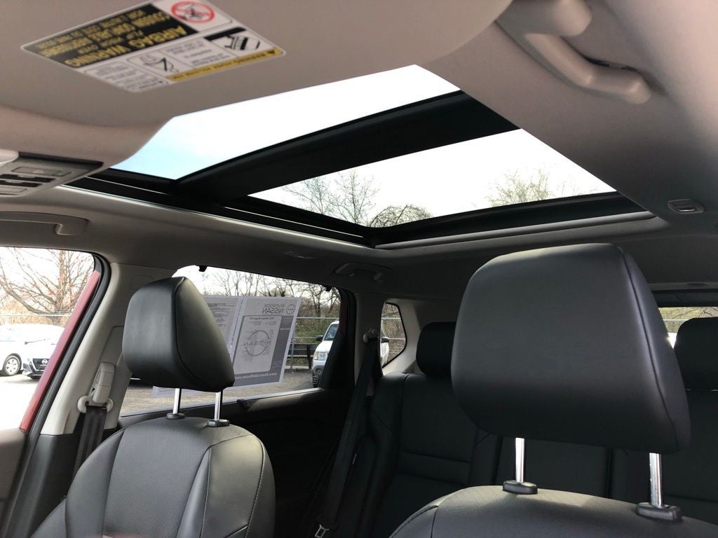 2022 Nissan Rogue SV Premium