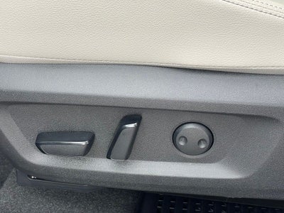2023 Nissan Rogue SL Premium