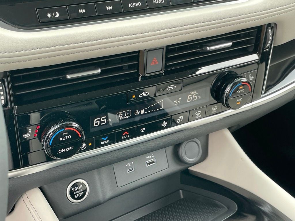 2023 Nissan Rogue SL Premium