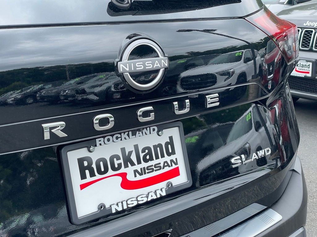 2023 Nissan Rogue SL Premium