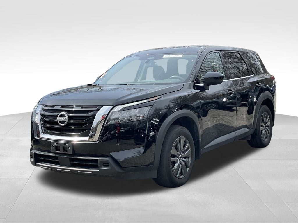 2024 Nissan Pathfinder S