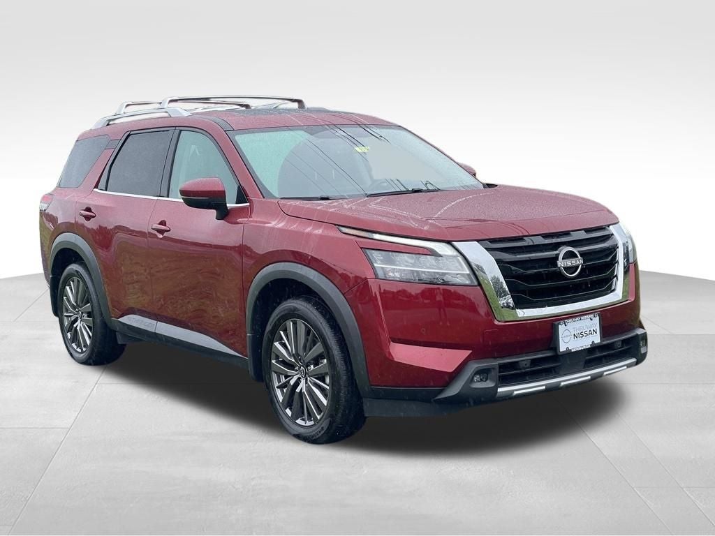 2023 Nissan Pathfinder SL Premium