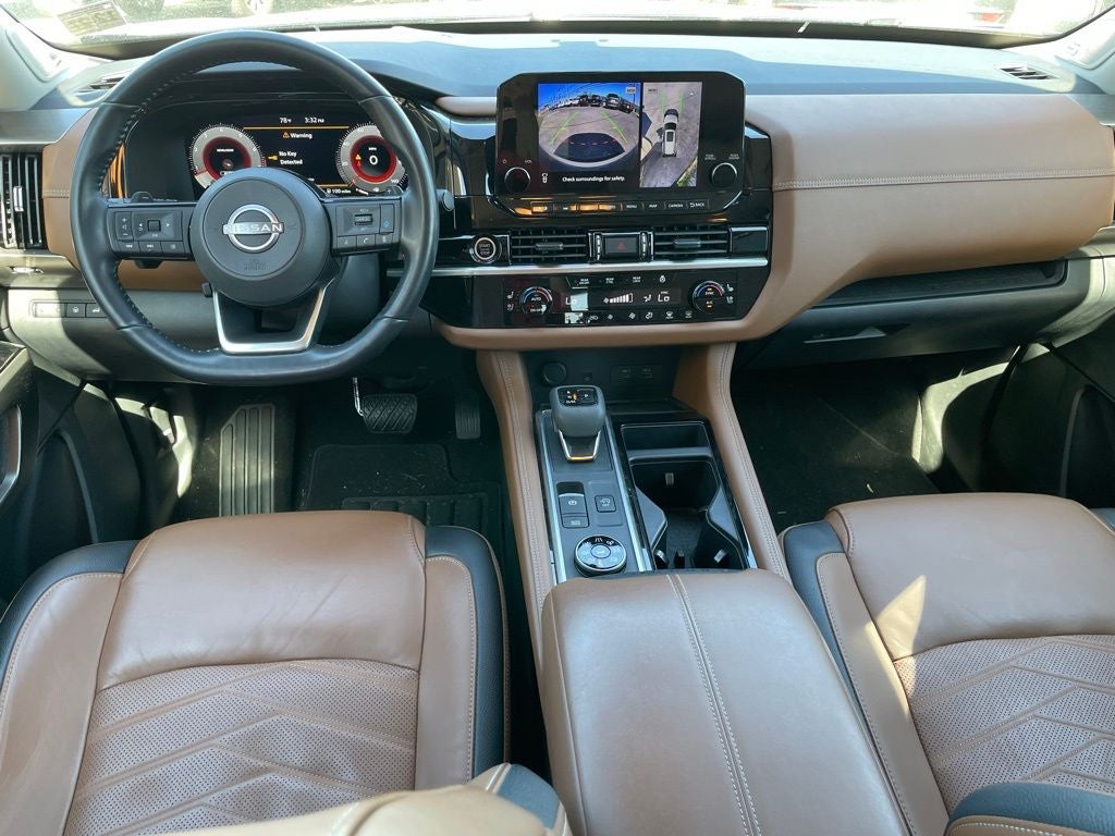 2023 Nissan Pathfinder Platinum