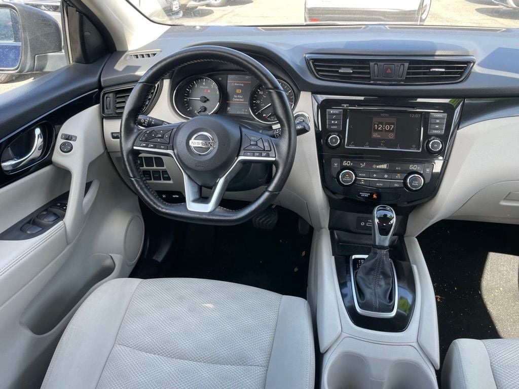 2020 Nissan Rogue Sport SV