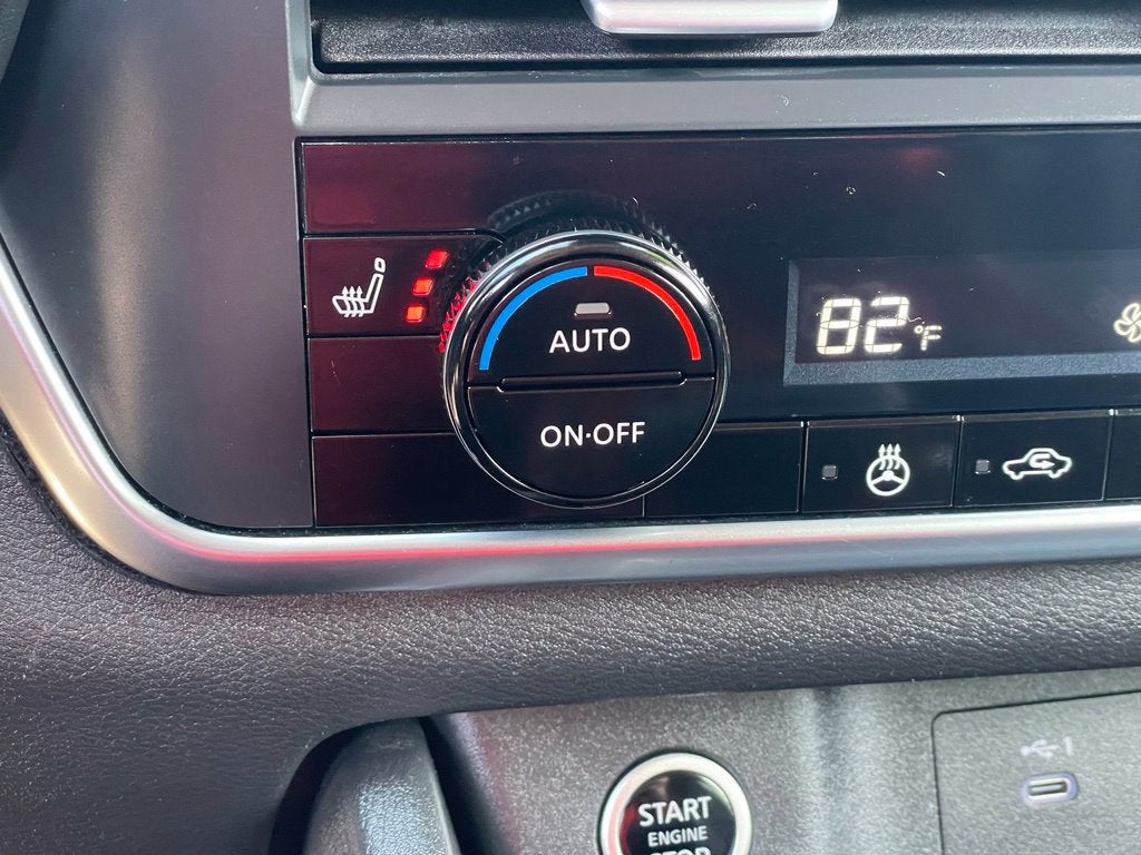 2023 Nissan Rogue SV Midnight Premium