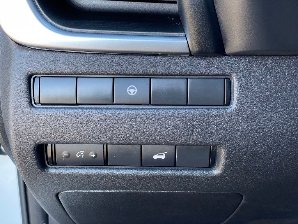 2023 Nissan Rogue SV Premium Package