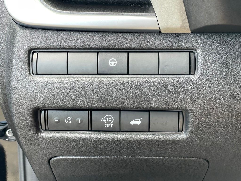 2026 Nissan Rogue SV Premium