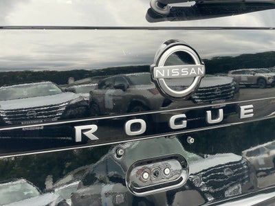 2026 Nissan Rogue SV Premium