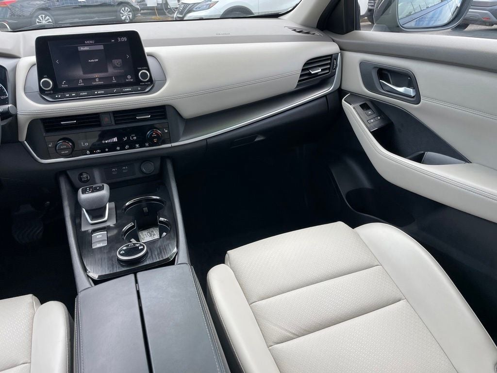 2026 Nissan Rogue SV Premium