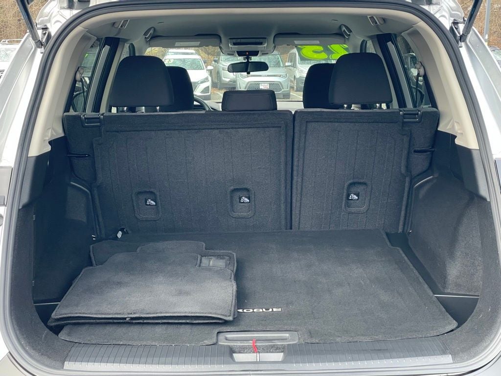 2023 Nissan Rogue SV Cloth Seating