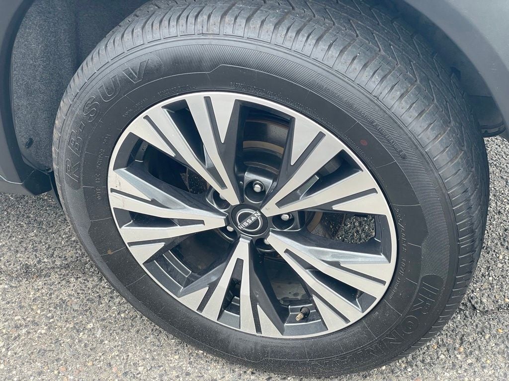 2023 Nissan Rogue SV Premium