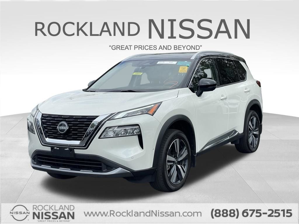 2023 Nissan Rogue SL Two-Tone