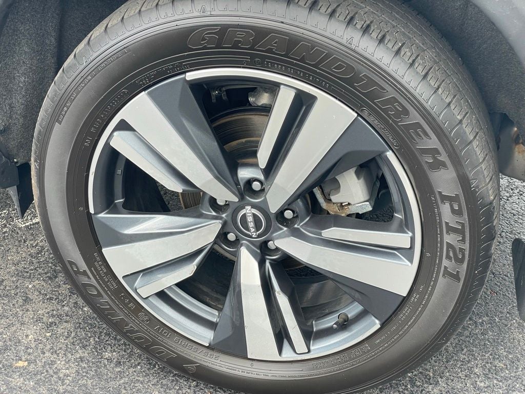 2023 Nissan Rogue SL Two-Tone