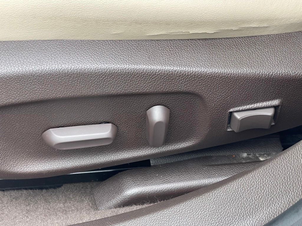 2016 Buick Verano Leather Group