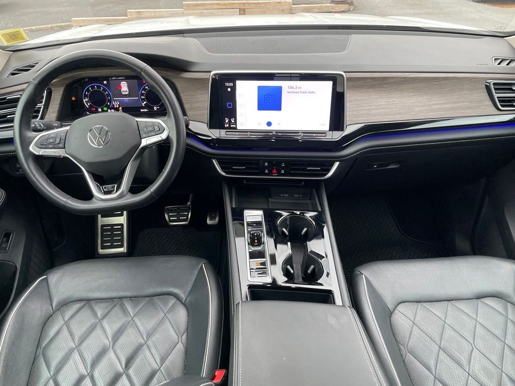 2024 Volkswagen Atlas 2.0T SEL Premium R-Line