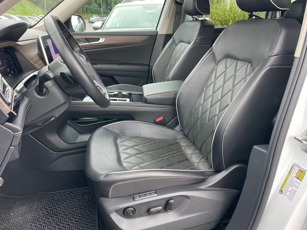 2024 Volkswagen Atlas 2.0T SEL Premium R-Line