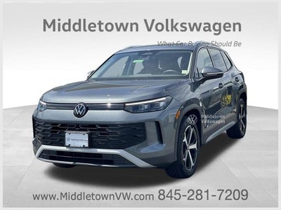 2025 Volkswagen Tiguan 2.0T SE