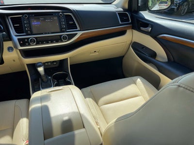 2017 Toyota Highlander Hybrid Limited Platinum