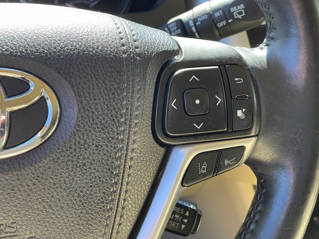 2017 Toyota Highlander Hybrid Limited Platinum