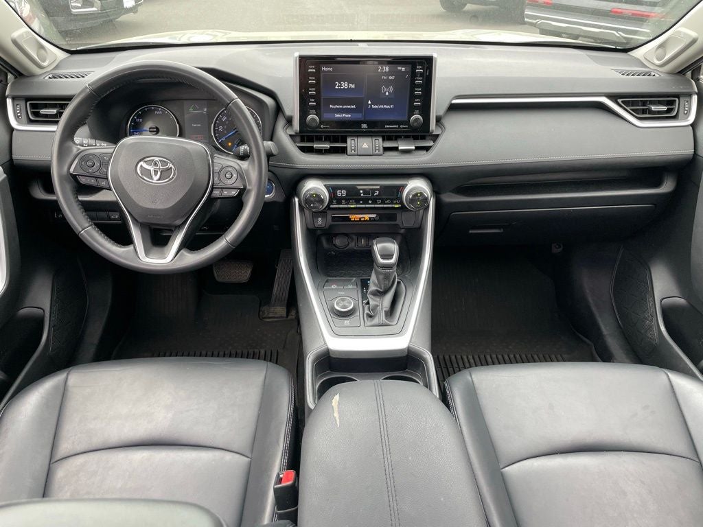 2021 Toyota RAV4 Hybrid XLE Premium