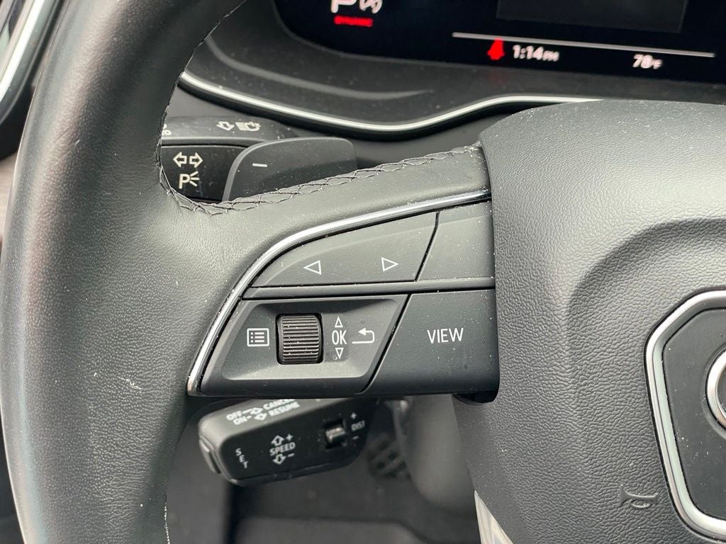 2023 Audi Q5 45 S line Premium quattro
