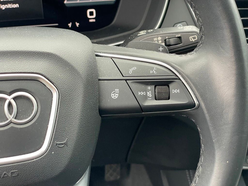 2023 Audi Q5 45 S line Premium quattro