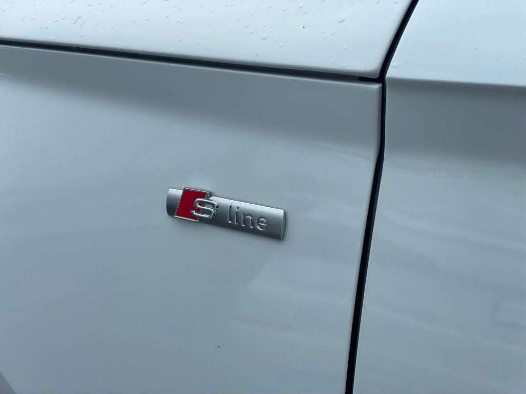 2023 Audi Q5 45 S line Premium quattro