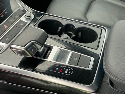 2022 Audi Q7 55 Premium Plus