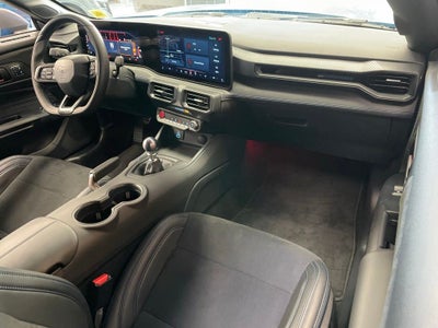 2025 Ford Mustang Dark Horse