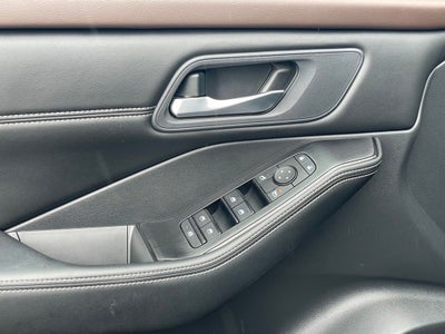 2023 Nissan Rogue SV premium