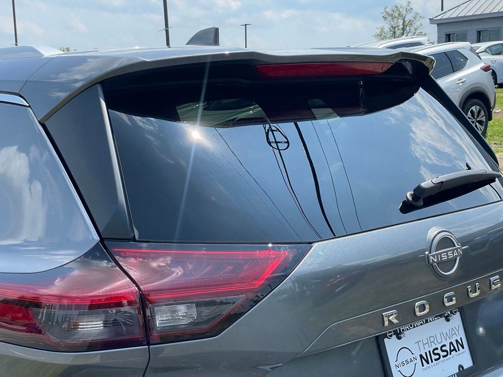 2023 Nissan Rogue SV premium