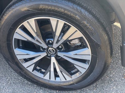 2023 Nissan Rogue SV premium