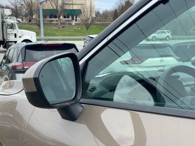 2024 Nissan Rogue SV Cloth Seating